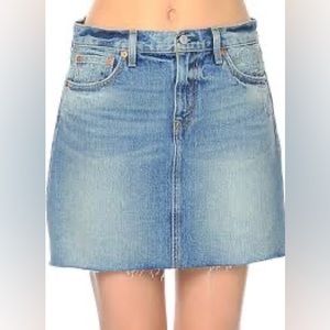 Levi’s Denim Mini Skirt - US Women’s Size 4 (26 inch waist)